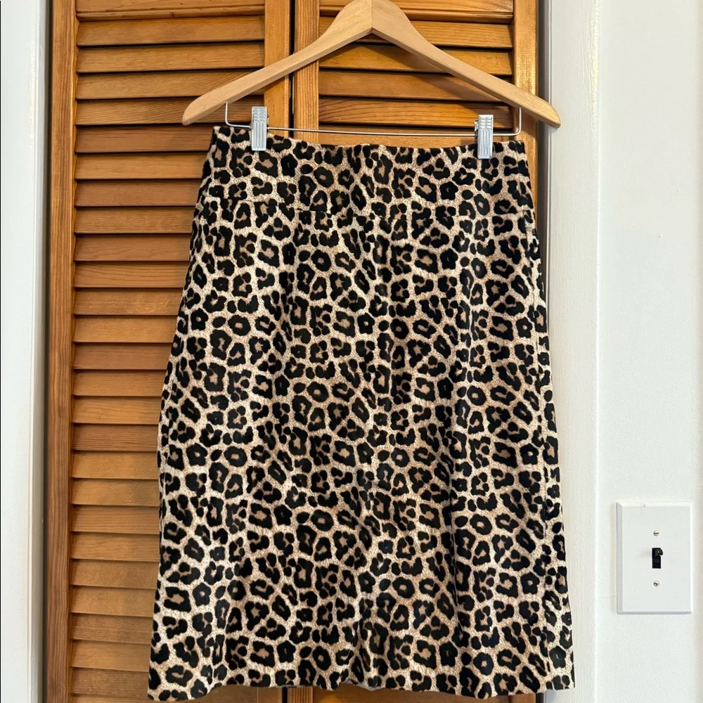 Never worn Theory leopard calf fur skirt size 6 - Picture 2 of 3